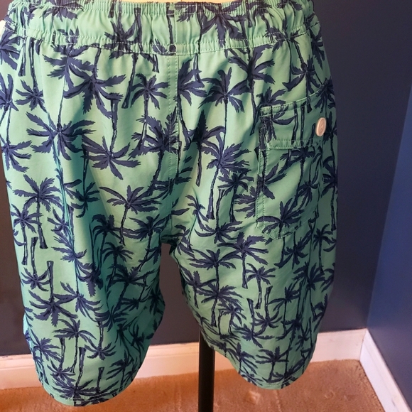 NEW! J.Crew Factory Swim trunks XL - Picture 3 of 9